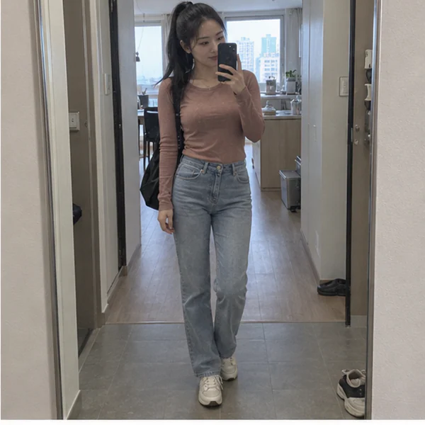 홍대 제니 라운지 안내 이미지